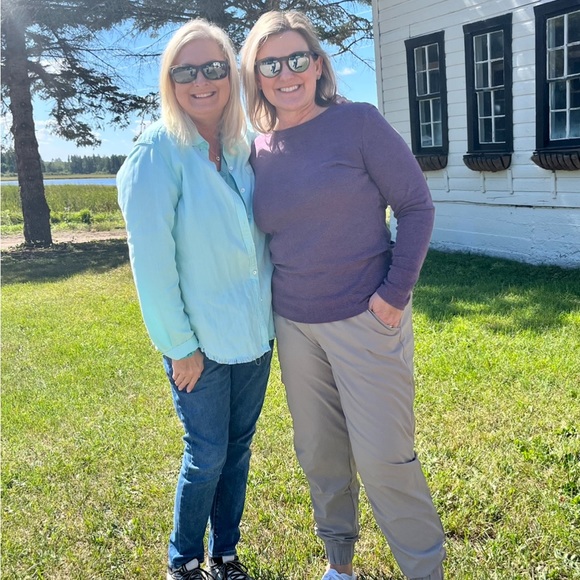 Meet your Posher, Susie B - Picture 7 of 16